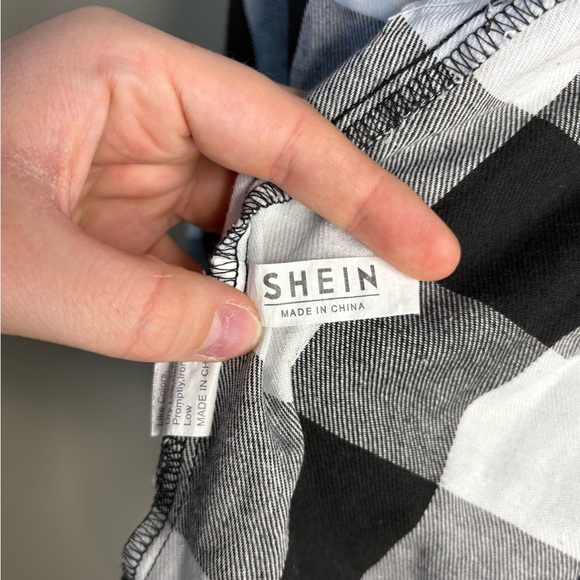 SHEIN Black and White Checkered Top - Picture 6 of 8
